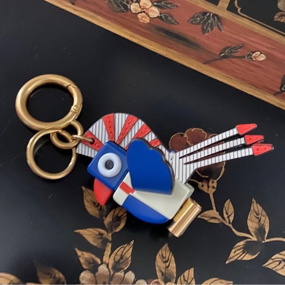 Tory Burch Something Wild Purse Charm. Mint condition - Picture 5 of 11